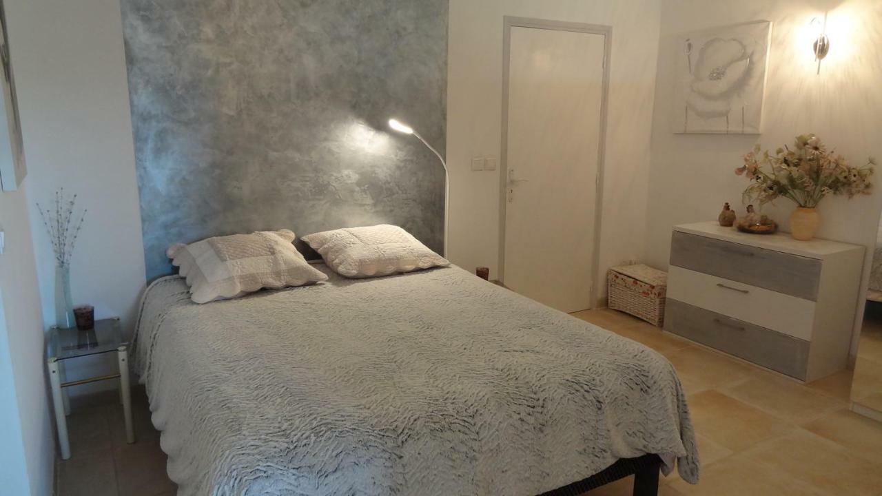 Les Chevrefeuilles Apartman Manosque Kültér fotó