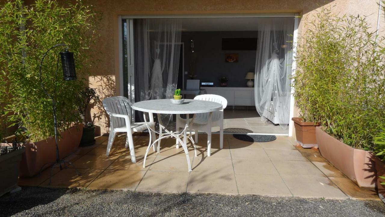 Les Chevrefeuilles Apartman Manosque Kültér fotó